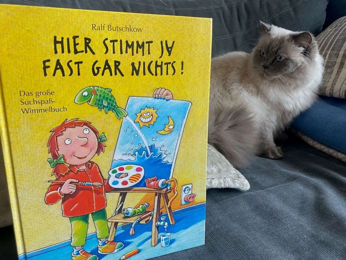 Super Kinderbuch-Tipp im Mai: "Hier stimmt ja fast gar nichts" - MamaBlog
