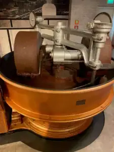Maschine zur Verarbeitung

