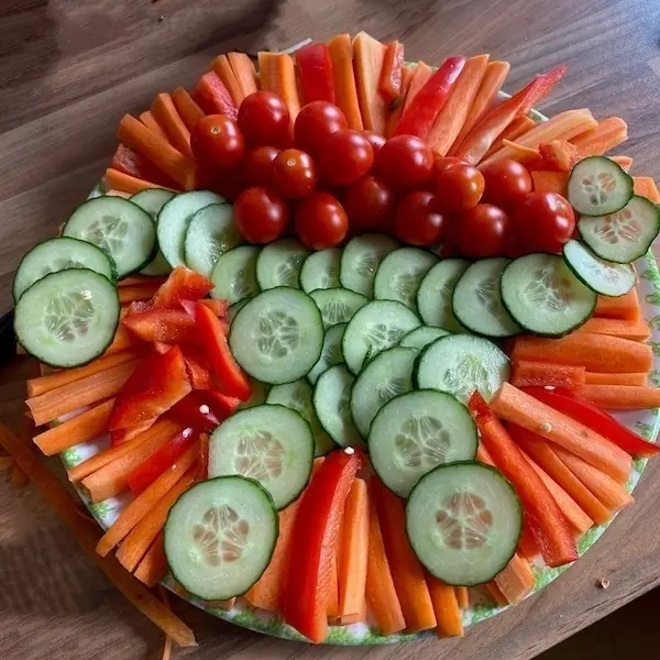 Dino Gemüseplatte