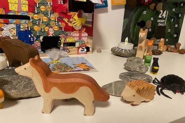 holztiere un destine für den adventsweg