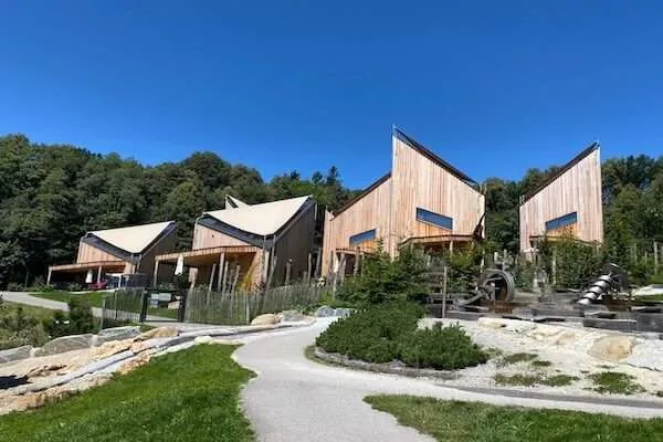 Chalets im Ikuna