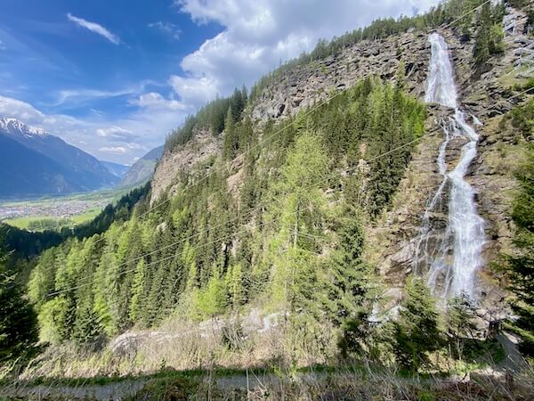 Blick auf den Stuibenfall im Ötztal