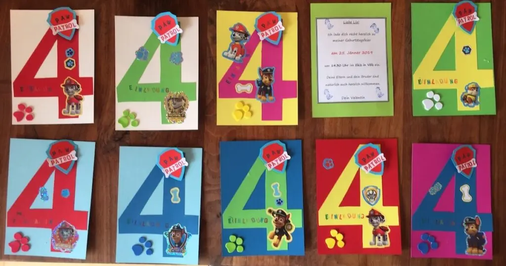 Einladung zur Paw Patrol Party mit einer 4 dekoriert mit den Helden auf vier Pfoten