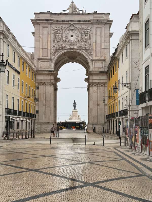 Arco do Rua Augusta von der Rua Augusta aus Richtung Praca