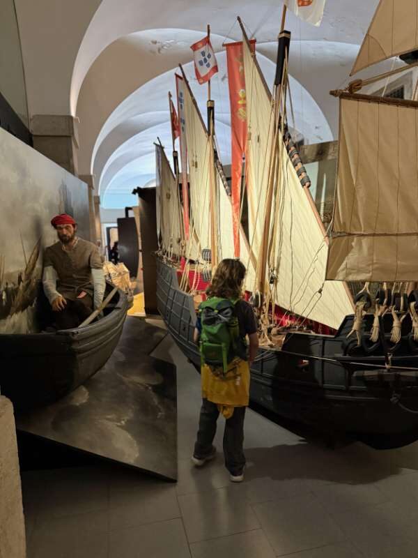 Schiff im Lisboa Story Center