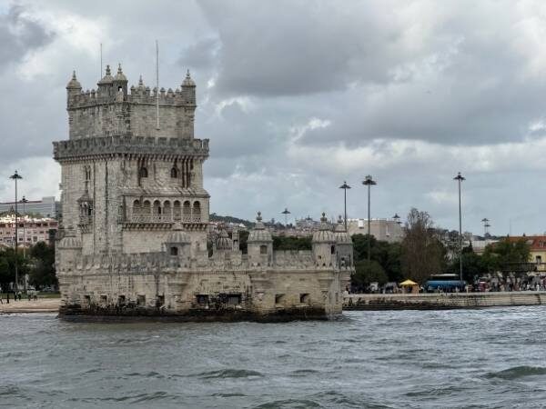 Torre de Belém vom Wasser aus