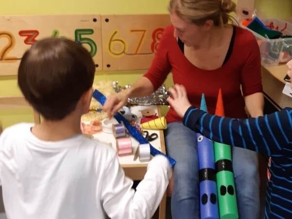 Basteln mit Kindern, kreative Spielideen für Kinder, Kinderspaß, MamaBlog, Pädagogisches Spielen, Kinderaktivitäten im Haushalt.