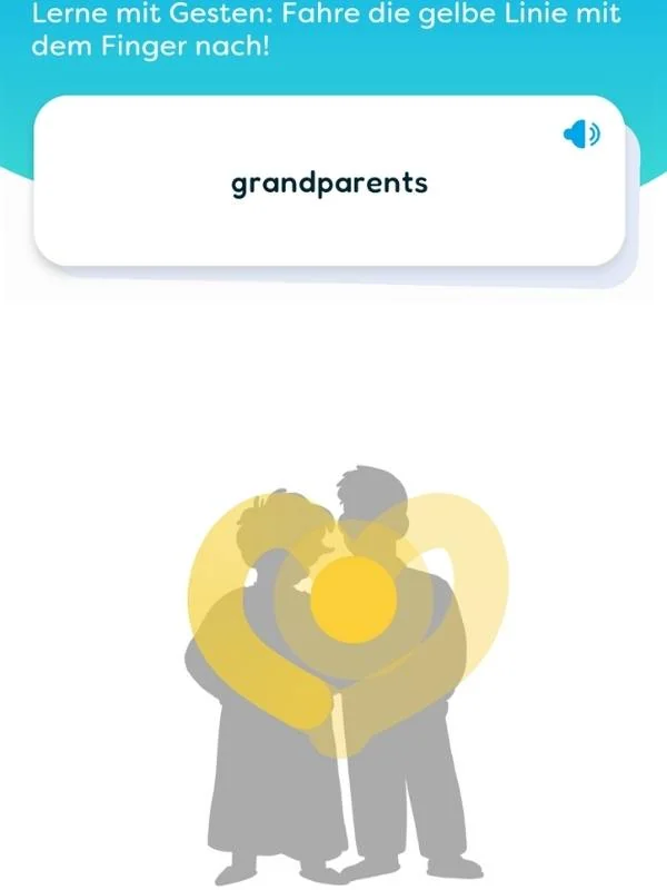 Lernende mit Gesten, die den Finger entlang der gelben Linie führen, um das Wort "grandparents" für Vokabeln zu üben, im Zusammenhang mit der Cabuu App und Stabilo Lunis Ink.