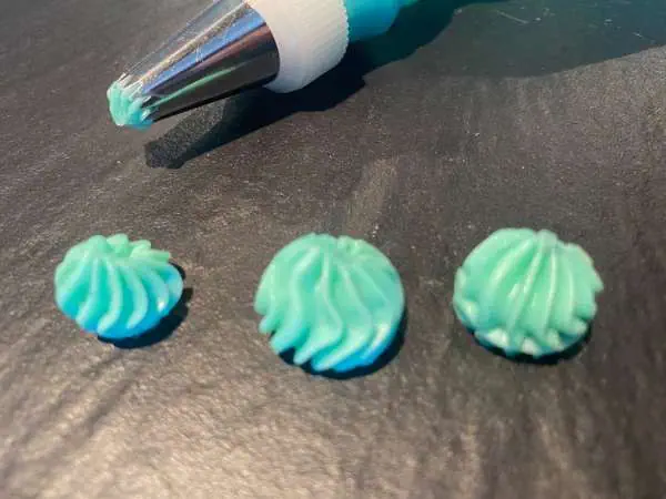 Rezept f&uuml;r die schnellste Buttercreme ohne Pudding: schnell & einfach