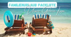 Perfekter Familienurlaub am Strand mit Liegestühlen, Sonnenschirm, Schwimmreifen und Sandspielzeug, ideal für einen entspannten Sommerurlaub mit Kindern an der Küste.