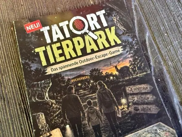 Verpackung des Outdoor-Escape-Spiels Tatort Tierpark im Tierpark Buchenberg